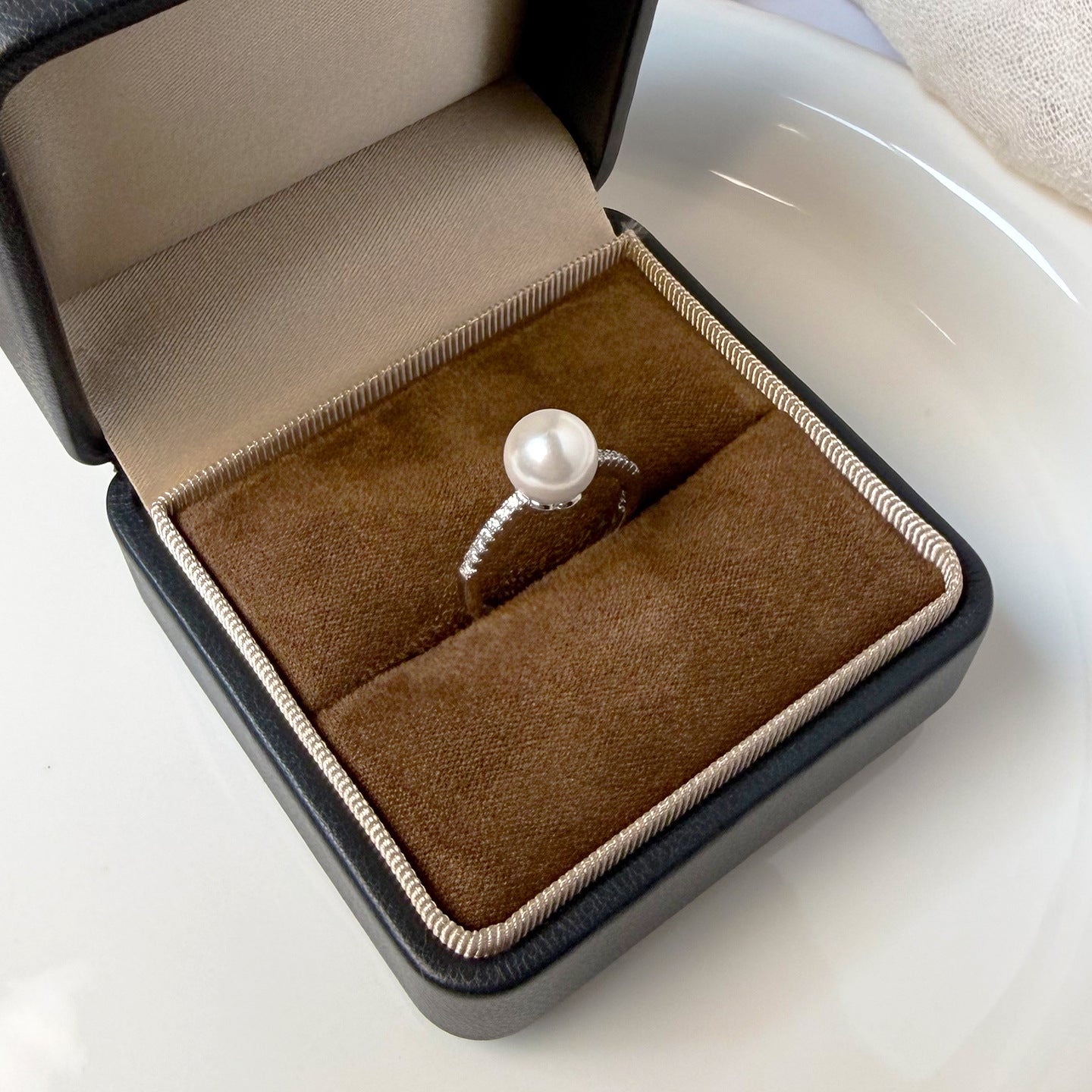 Pearl Ring S925 Sterling Silver Ring Women's Personality Niche Inlaid Zircon Open Live Buckle Seiko Versatile Premium Sense