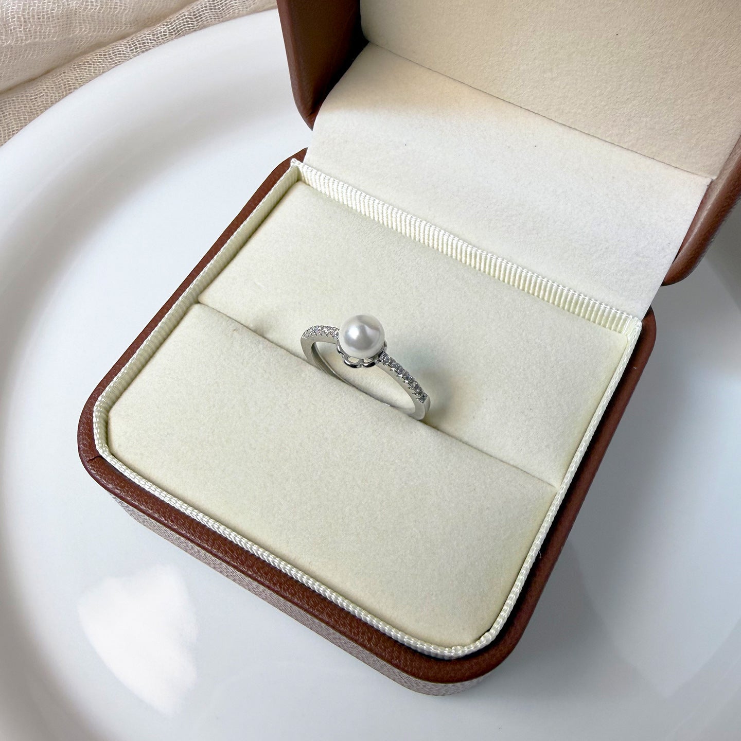 Pearl Ring S925 Sterling Silver Ring Women's Personality Niche Inlaid Zircon Open Live Buckle Seiko Versatile Premium Sense