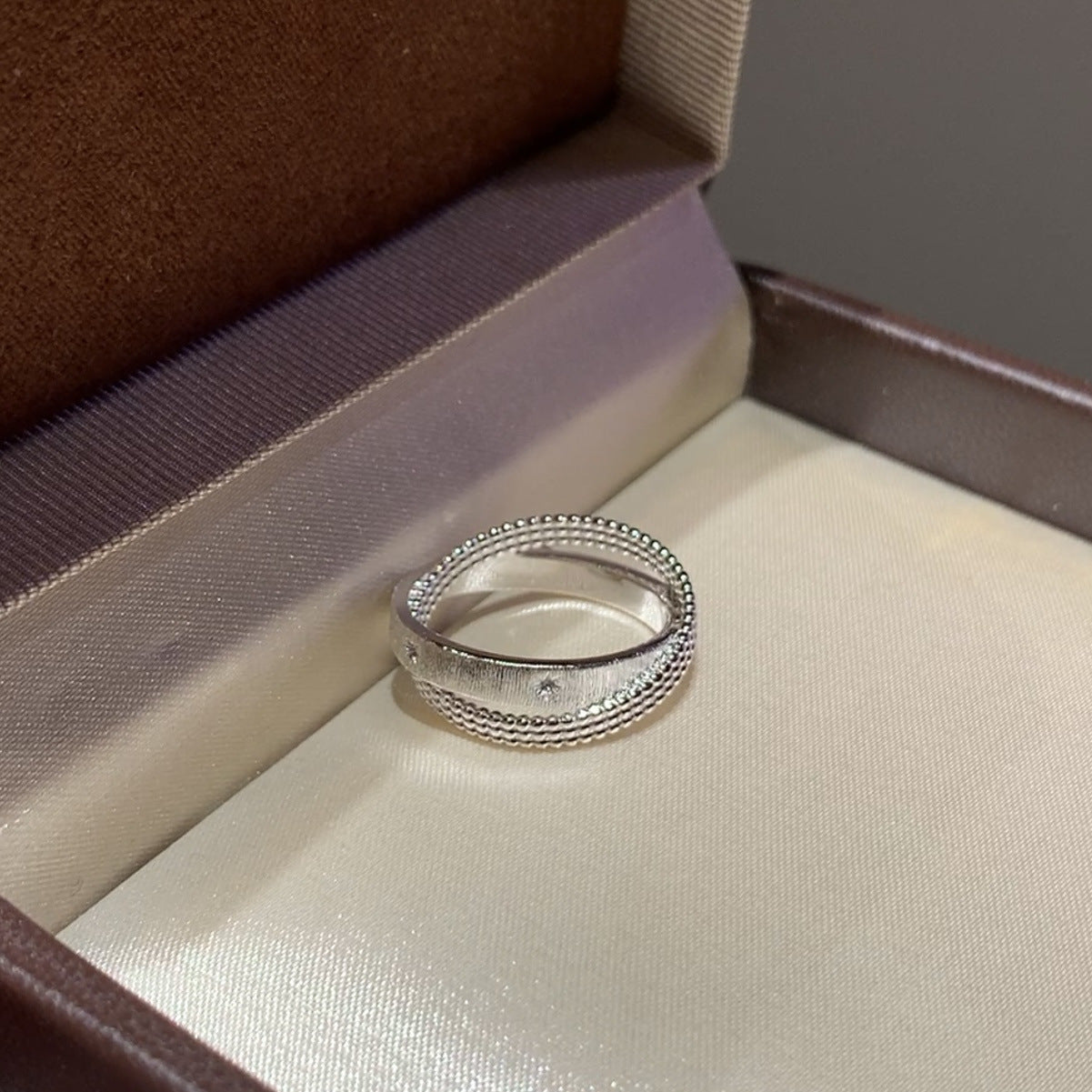 S925 Sterling Silver Medieval Old Money Wind Brushed Starlight Octagon Seiko Twist Cross Ring Light Luxury Versatile Ring