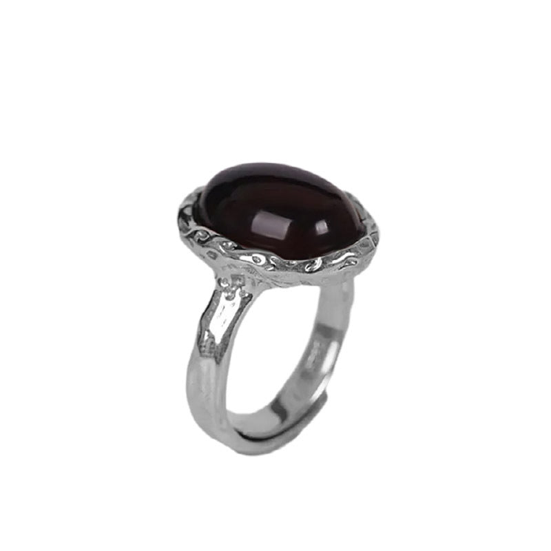 S925 silver fashion simple ring inlaid with egg surface amber light luxury hammer ring personalized jewelry
