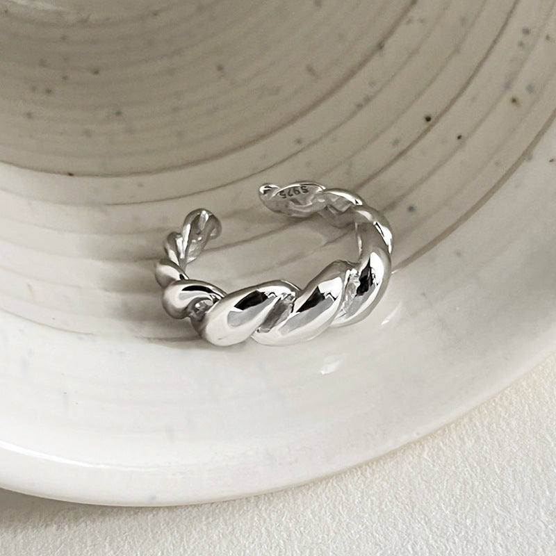 925 sterling silver twist croissant ring women's ins niche fashion personality temperament open ring J5104